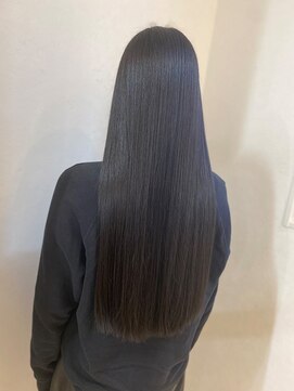 フィー 東川口店(fee) ストレートヘア/ツヤ髪/縮毛矯正/髪質改善/ヘアカット