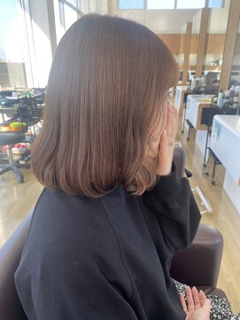 ブーム(BOOM) ピレンジブラウン×イヤリングカラー