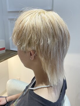 ラビスモア(Lovis moa) マッシュパーマ/ウルフ/アッシュブラック/カルマパーマ/上尾