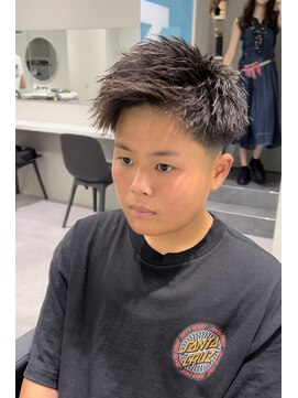 スキル 渋谷(SKILL) フェードカット/バリアート/刈り上げ/メンズショート/短髪