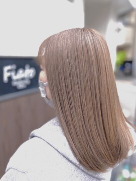 フィアート ヘアドレッシング サロン(Fiato Hairdressing Salon) 【３０代・４０代・５０代】大人ストレートミディアム