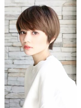 ルーツ(ROOTS) 大人かわいいショートボブ