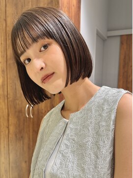 ビュートリアム 南青山(BEAUTRIUM) 切りっぱなしボブ ぱっつんボブ 前髪カット 髪質改善 表参道