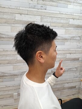 マナ(Mana) 刈上げスタイル