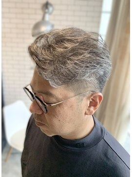 オールデイハローズ(ALL DAY HELLO'S) 大人のグレーツーブロックスタイル