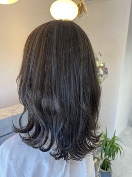 ヴィセイン 守山(VIsane) ハイライト/グレージュ