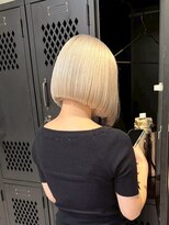 ヲタク(wotaku.) ホワイトミルクティーブロンドカラーハイトーンボブブリーチ金髪