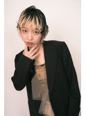 ハッシュボブマレットヘアホワイトブロンド外ハネパーマ