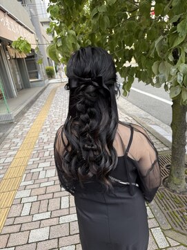 シャーマン(SHERMAN) ハーフアップに編み下ろしアレンジ♪