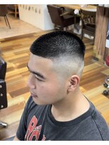 イエローコーン 金沢文庫店(YELLOW CORN) スキンフェード/フェードカット/バズカット/坊主フェード/短髪