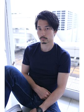 セロン(Serong) Serong <ビジネスマン向けのミディアムヘア>