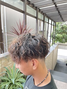 アールヌーベルヴァーグ(ar nouvelle vaugue) 縦落ちツイストスパイラル