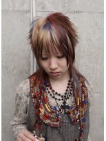 オーン 渋谷(OOn)&nbsp;レッド×ブラウンのコントラストデザイン