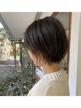 カウチ(Kauti) イヤリングカラーボブ