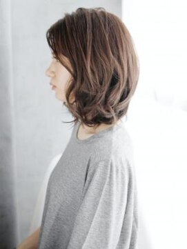 ウル 吉祥寺(ulu) かきあげバングのカールスタイル