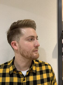 ジーニー(genie) 外国×ビジネススタイル