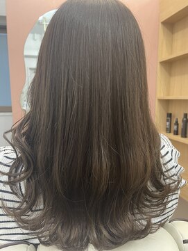 シーヤ(Cya) 髪と頭皮に優しいサロン♪二子玉川No1☆大人アッシュロング