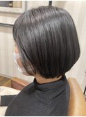 ショートボブ