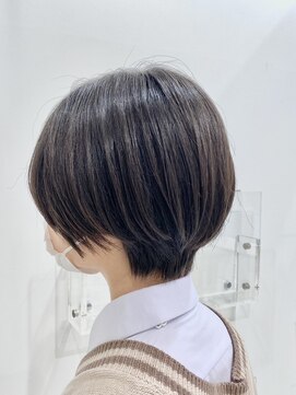 タヤ アルカキット錦糸町店(TAYA) 束感丸みショート