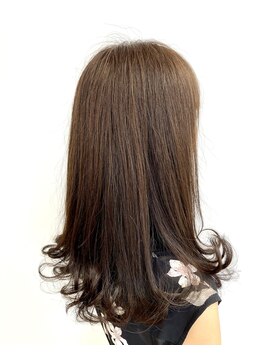 ヘア アトリエ テテ(hair atelier te'te) ツヤツヤラベンダーアッシュ