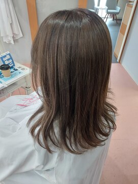 リュウ(Ryu) 白髪が気にならないブリーチオンカラー