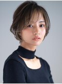 プラチナグレージュ×ボブディ×アンブレラカラー