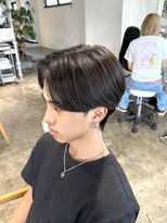 ザ オーダー(THE ORDER)&nbsp;刈り上げないセンターパートメンズカットメンズヘア