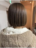ぱつっとボブ/ハイライト/グレージュ/白髪ぼかし