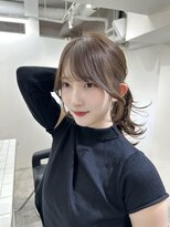 前髪ありワイドバンググレージュ美髪レイヤーカット髪質改善