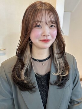 ミーム 原宿 表参道(meme) ”韓国風インナーカラー×レイヤーカット