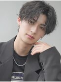緩めツイストスパイラル黒髪センターパート