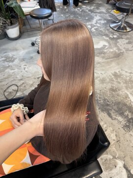 チャプター 問屋町(chapter) ケアブリーチミルクティーベージュカラーレイヤーカット韓国ヘア