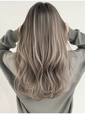 デザインカラーレイヤーカットウェットヘアオリーブベージュ白髪