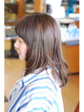 ベル(BELL) アッシュハイライトミディー【BELL桜新町/用賀】