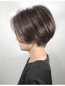 ウィロー(WILLOW) 【WILLOW】お悩み解決できるショートヘア(井下貴史)