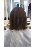 <大澤>外ハネ×ベージュ