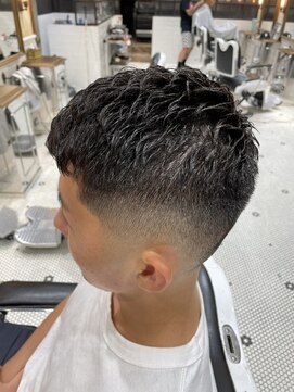 バーバーブロス 吉祥寺店(BARBER BROS) 【LUDLOW BROS.】田宮 濡れ濡れパン フェードベリーショート