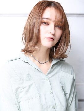 クラッチ ユニ(CLUTCH uni) 大人可愛い２０代３０代４０代小顔ペールベージュ カールB2