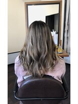 リピュア(Re:PURe)&nbsp;**ホワイト系グレージュハイライト**