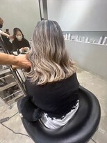 モノトーン(MONOTONE) バレイヤージュ