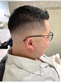 メンズ仕事髪型フェードカット仕事スキンフェードジェルセット