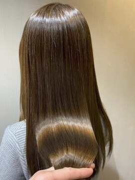 カミケンガレリア(kamiken. galleria) カラーでも美髪！さら艶ストレート【カミケン ガレリア】