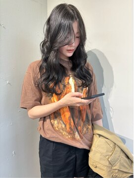 ラヴィズム(LUVISM) ◎韓国ヘアー顔周りレイヤーおくれ毛前髪万代新潟