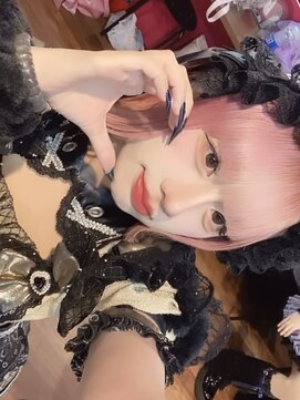 ルイス(L'wis) 大人ショートアイドルボブ×ハイトーンピンク