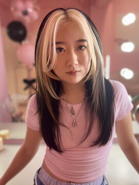 ダズリングディア(Dazzling Deer) 抜きっぱなしブロンド/ホワイトブロンド/フェイスフレーミング