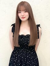 セルカ 新宿(CERCA) 新宿韓国風ミルクティーカラーロングストレートヘア