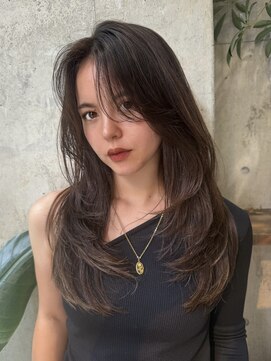 サイン 渋谷(SIGN) 渋谷10代20代ロングレイヤーカットグレージュオリーブカラー