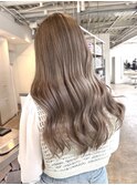 ミルクティーベージュ/ハイライトカラー/ロングヘア