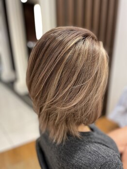 吉田美粧院の写真/大人女性に人気の秘密は、お客様の髪のお悩みを解決してくれる、上質サロン。あなただけのサロンタイムを。