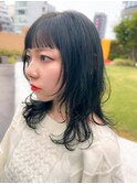 フェイスレイヤー&オン眉/ミディアム/顔周りカット